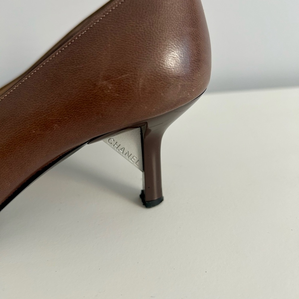 Chanel Women's Brown Pumps - Picture 4 of 5